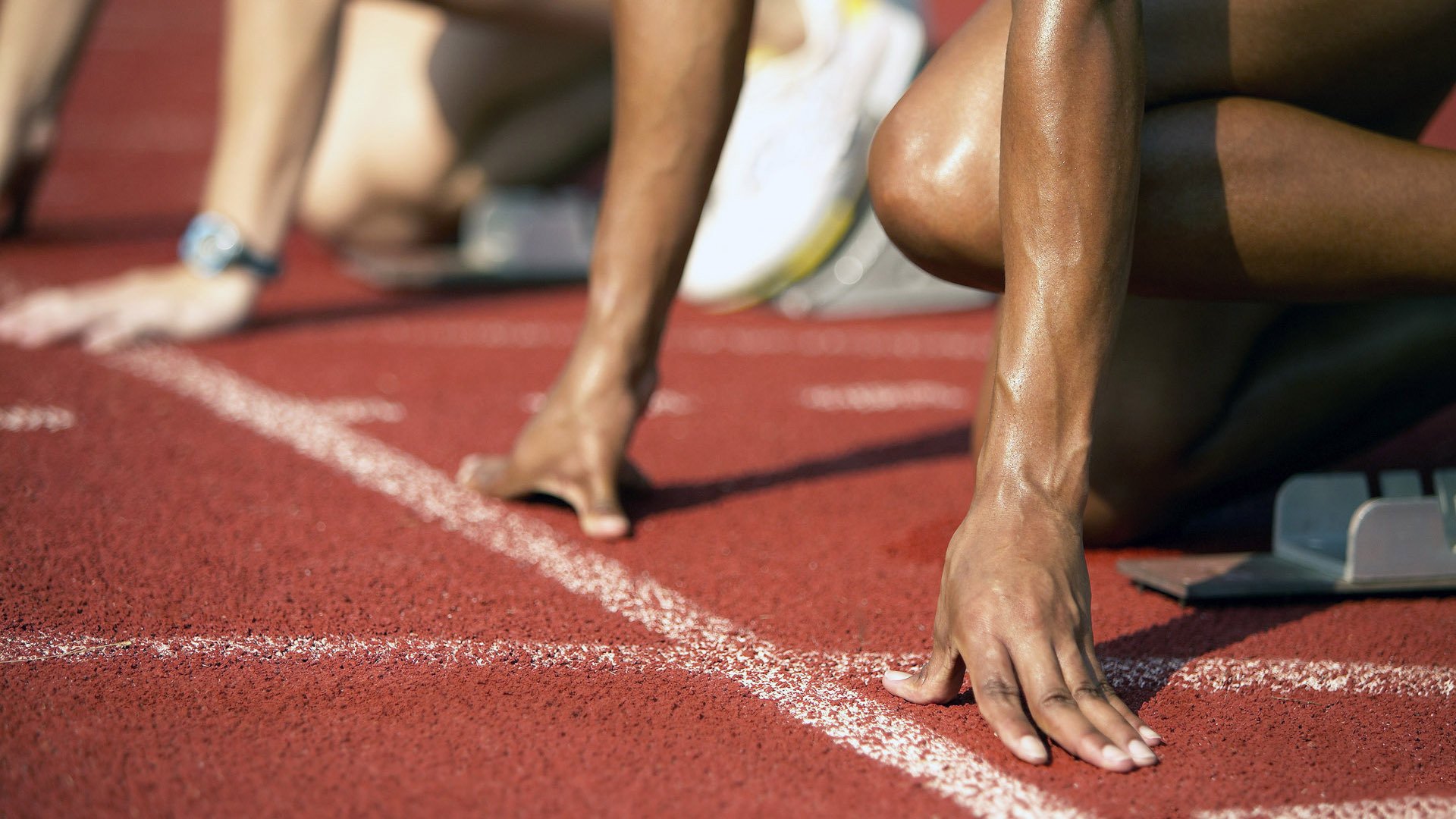 Fischer 高速突破引爆现场气氛